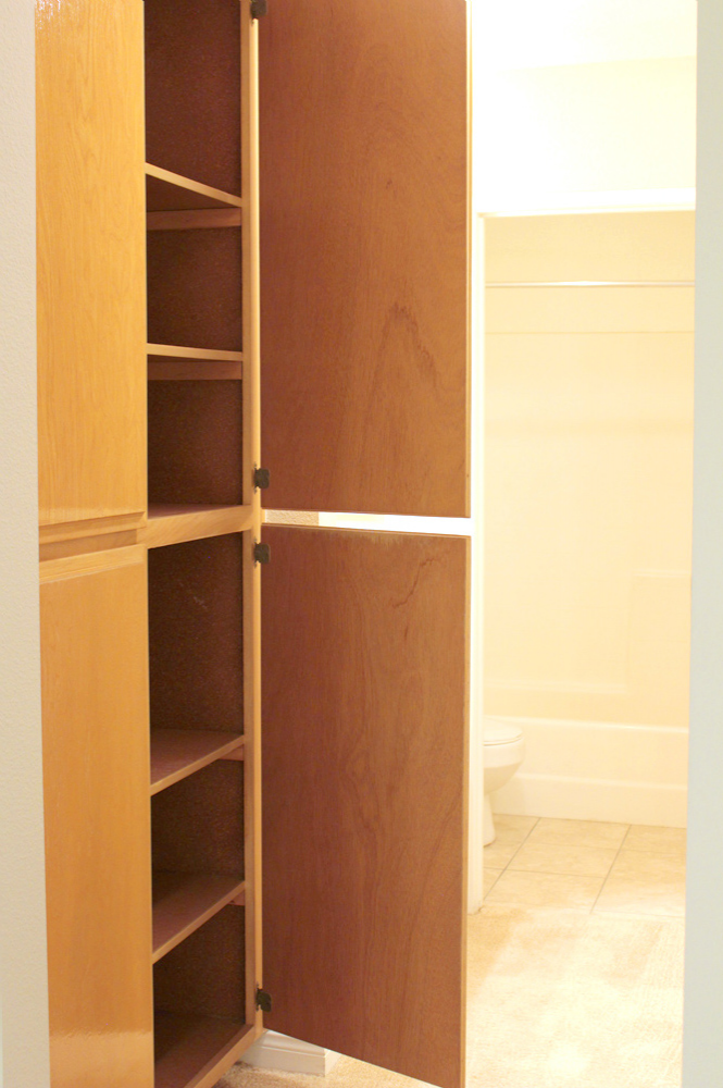 Take a tour today and view Studio upstairs empty 4 for yourself at the Rose Pointe Apartments